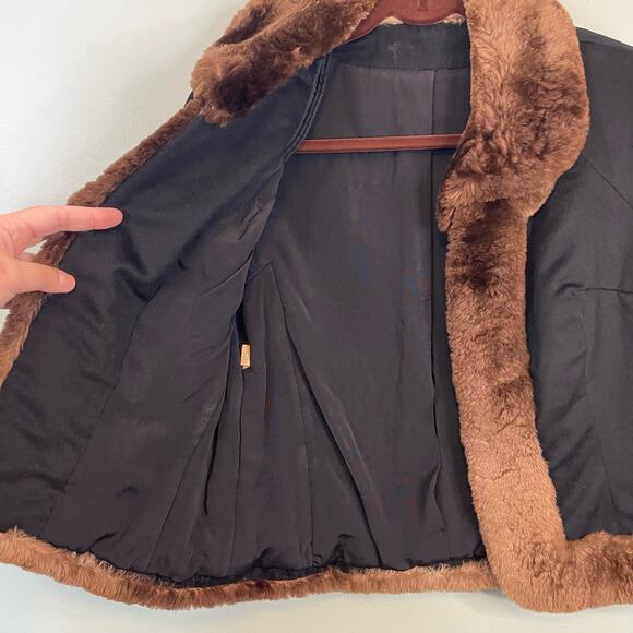 Vintage Int'l Ladies Garment Workers Union Black Fur Lined Open Jacket Size M/L - Picture 3 of 10